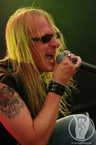 live 20130713 0211 godslave live 20130713 0211 godslave