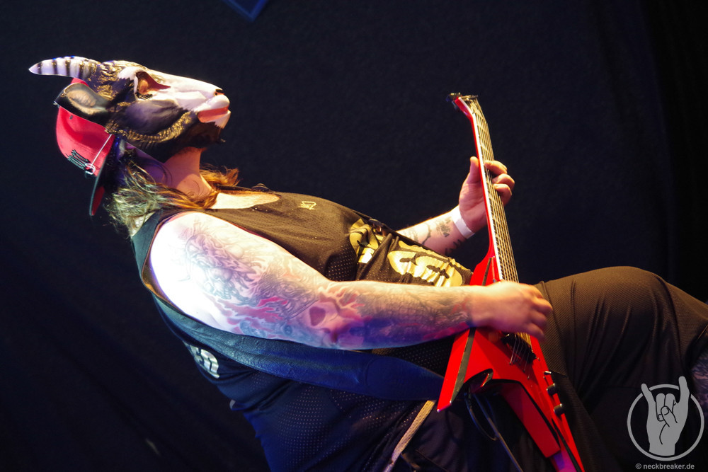 live 20140718 0903 milkingthegoatmachine live 20140718 0903 milkingthegoatmachine