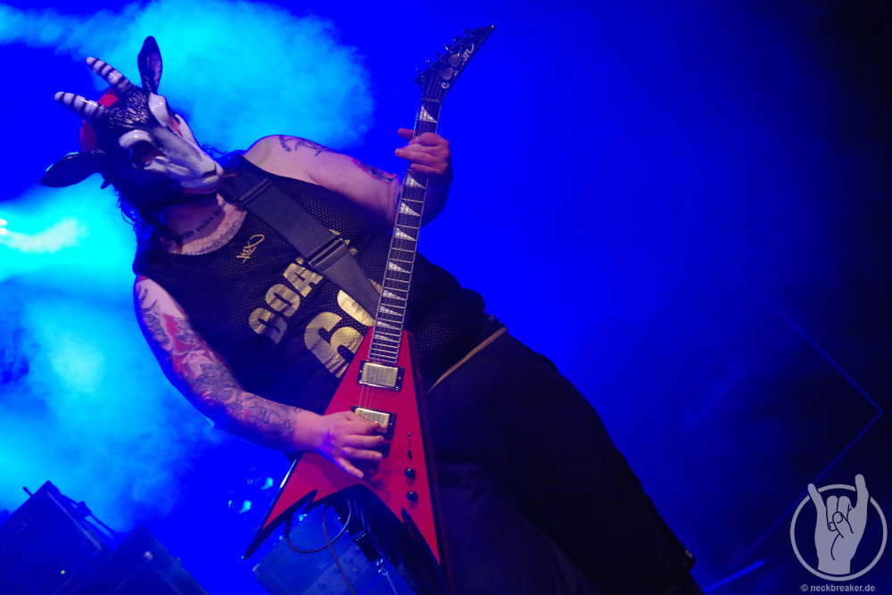 live 20140718 0904 milkingthegoatmachine live 20140718 0904 milkingthegoatmachine