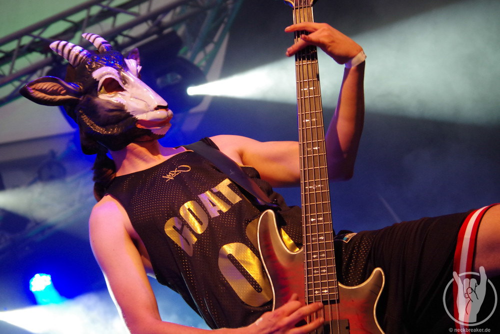 live 20140718 0905 milkingthegoatmachine live 20140718 0905 milkingthegoatmachine