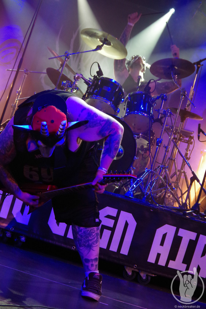 live 20140718 0907 milkingthegoatmachine live 20140718 0907 milkingthegoatmachine