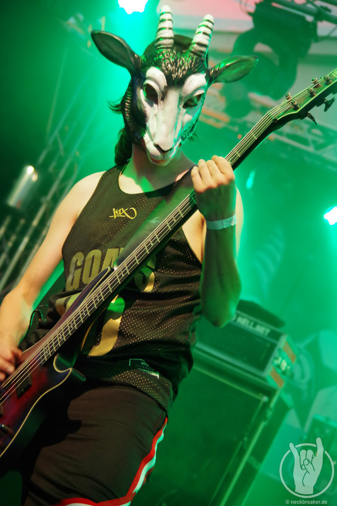 live 20140718 0911 milkingthegoatmachine live 20140718 0911 milkingthegoatmachine