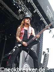 live 20140605 0201 prettymaids