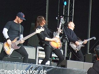 live 20140605 0402 alterbridge