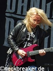 live 20140607 0202 dangerdanger