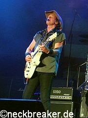 live 20140607 0602 tednugent