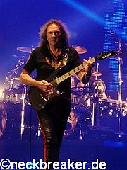 live 20150606 0501 priest