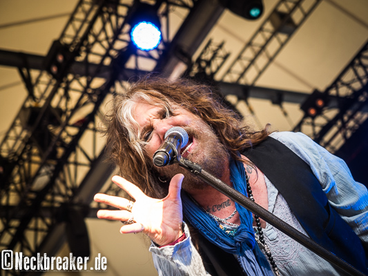 live 20170602 0401 thedeaddaisies