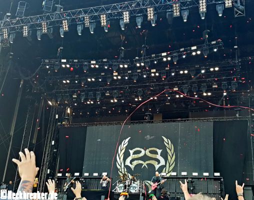 live 20180608 0601 stonesour