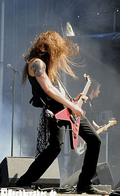 live 20180609 0107 thenewroses