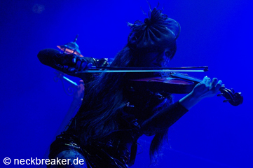 live_20120421_0110_klein