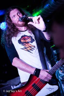 live 20150619 0308 thehelldozers