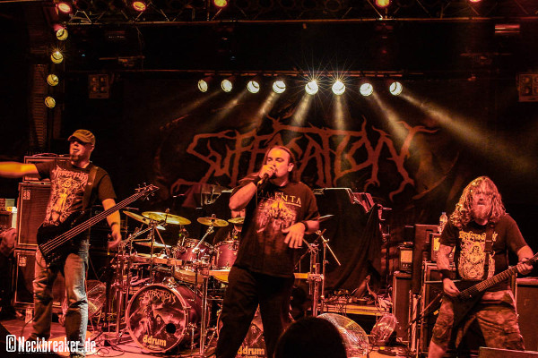 live 20150902 0205 truthcorroded small