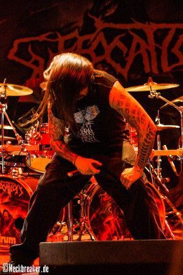 live 20150902 0309 suffocation small