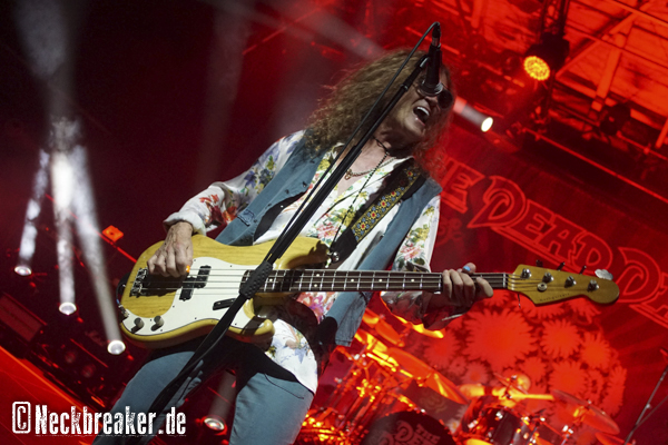 live 20220623 0216 thedeaddaisies