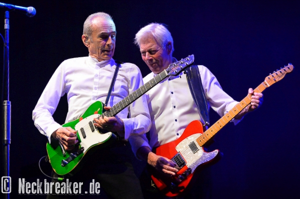 live 20221122 0201 StatusQuo